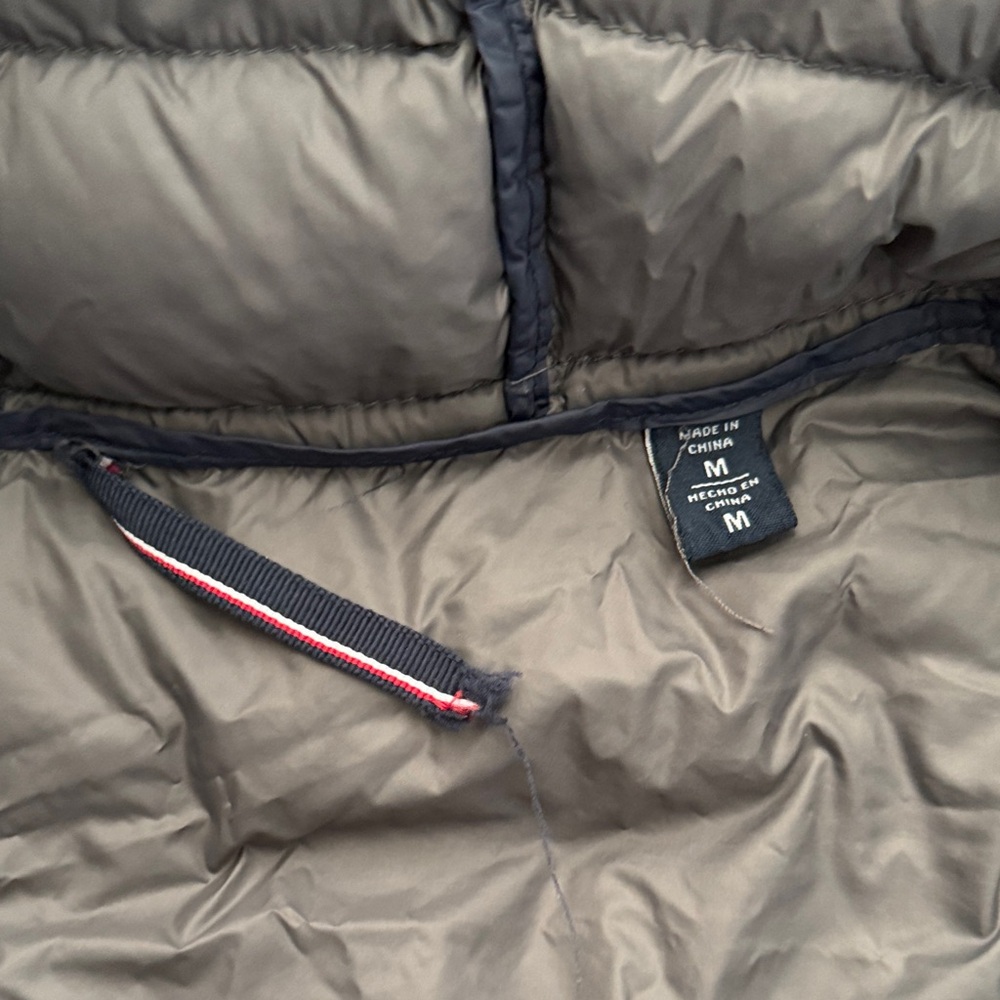 Tommy Hilfiger Women's Charcoal Puffer Jacket - Picture 6 of 7